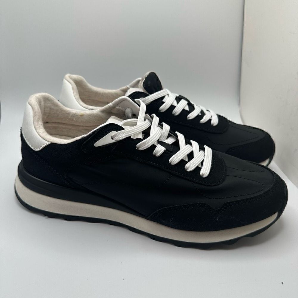 CUSHIONAIRE Women's lace up Nylon Sneaker +Comfort Foam 8 BLACK